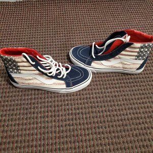 Vans US Flag Shoes (Women's 8/Men's 6.5)